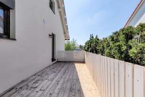 Trudering - Vielseitig. Großzügig. Modernisiert. - Zweifamilienhaus mit erholsamer Poolanlage – Die vollständige Adresse der Immobilie erhältst du vom Anbieter., 81825 Gartenstadt Trudering, München – Vorschaubild 9