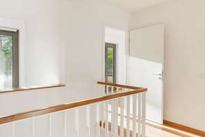 Lichtdurchflutete Maisonette-Wohnung mit 2 Sonnenterrassen im Viktoria Quartier – Methfesselstraße 38A, 10965 Kreuzberg, Berlin – Vorschaubild 12
