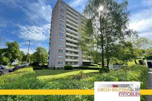 4,5-Zimmer-Wohnung mit zwei Balkonen und Garage in RT-Sondelfingen