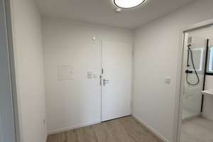 2-Zi Erstbezug nach Komplettmodernisierung provisionsfrei von privat – Rainfarnstraße 25, 80933 Lerchenau-Ost, München – Vorschaubild 2