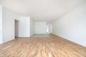 Erstbezug! Exklusive 3-Zimmer-Wohnung im 3. OG – hochwertiger Neubau in Stadtmitte – Die vollständige Adresse der Immobilie erhältst du vom Anbieter., 40211 Stadtmitte, Düsseldorf – Vorschaubild 3