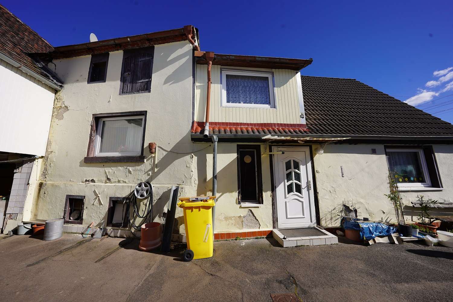 Barleben - Sanierungsbedürftiges EFH mit Scheune und verschiedenen Nebengebäuden sowie Garten., Börde Kreis – Bild 4