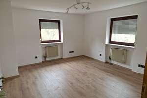 Neuwertiges 10-Zimmer Haus in Thyrnau mit 300 m² Wohnfläche – Alte Straße 10, 94136 Thyrnau – Vorschaubild 14