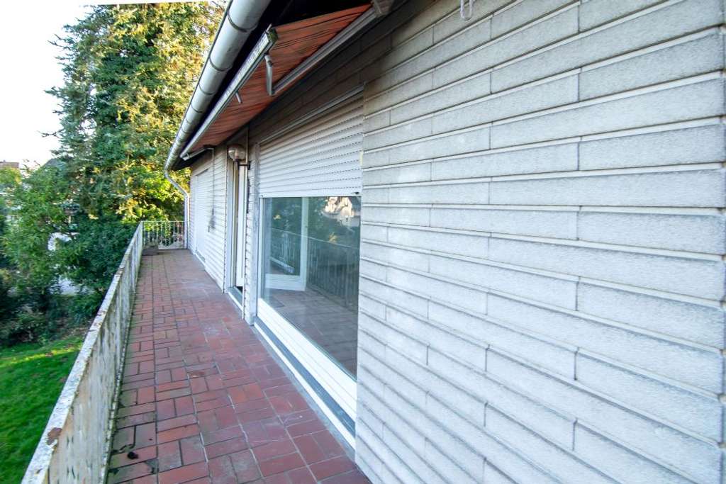 Immobilie in Odenthal - DIESES HAUS SUCHT KEINEN PERFEKTIONISTEN - SONDERN EINEN VISIONÄR - Bild 2