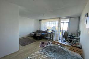 Attraktives 1-Zimmer-Apartment mit Balkon und direktem Rheinblick in Köln-Riehl – 50735 Riehl, Köln – Vorschaubild 3