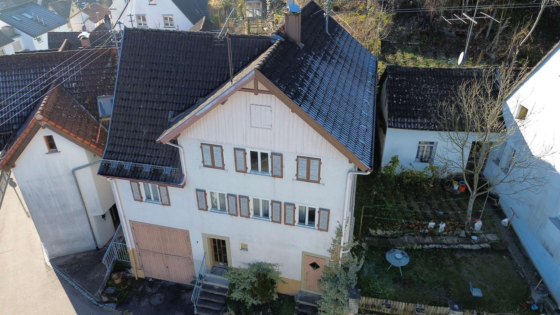 Provisionsfrei! - großes Einfamilienhaus mit Scheue - Renovierungsbedürftig, Freudenstadt Kreis – Bild 1