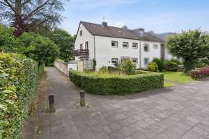 geräumiges Reihenendhaus in beliebter Lage von Köln