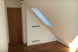 Charmantes kl. Reiheneckhaus mit Terrasse und Balkon – München – Vorschaubild 13