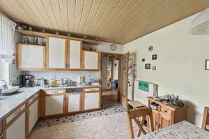 Vermietetes Zweifamilienhaus in ruhiger Lage in Ingolstadt - ideal für Kapitalanleger – Die vollständige Adresse der Immobilie erhältst du vom Anbieter., 85053 Südost, Ingolstadt – Vorschaubild 6