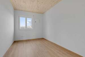 KFW40 Niedrigenergie mit Förderungen! Sofort bezugsfertiges Reiheneckhaus mit Dachterrasse am Fluss – Die vollständige Adresse der Immobilie erhältst du vom Anbieter., 95448 Hammerstatt/St. Georgen, Bayreuth – Vorschaubild 13