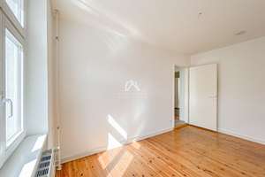 SCHÖNES MOABIT! HELLE UND KLASSISCH SCHÖNE ALTBAUWOHNUNG IN ATTRAKTIVER LAGE! PROVISIONSFREI! – Lübecker Straße 29, 10559 Moabit, Berlin – Vorschaubild 14