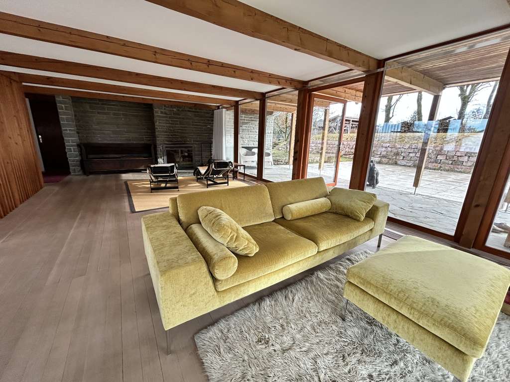 Immobilie in Egmating - Kernsanierte Villa im Bauhaus-Stil mit Einliegerwohnung und erschlossenem Baugrundstück - Bild 2