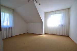 Attraktives Dreifamilienhaus mit vielseitigem Potenzial in Bad Sassendorf mit Garage & Garten – Soest (Kreis) – Vorschaubild 9