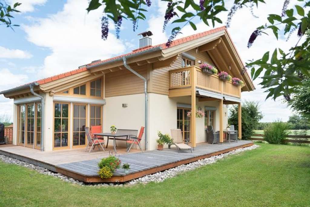 Immobilie in Irschenberg - PANORAMABLICK NACH NORDEN AUF WIESEN WALD UND TAL - Bild 3