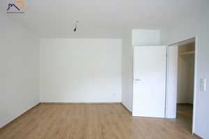 Frisch saniert: Bezugsfertige 3-Zimmer-Wohnung mit Balkon, Küche und Garage! – Aachen – Vorschaubild 1