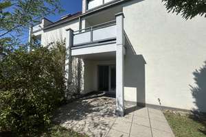 FREI - Hell und Sonnig, neue Einbauküche, Parkett, Terrasse, HSM - TG – Die vollständige Adresse der Immobilie erhältst du vom Anbieter., 70563 Heerstraße, Stuttgart – Vorschaubild 4