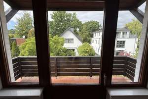 Charmantes Einfamilienhaus mit umlaufendem Garten in Hamburg-Poppenbüttel – 22399 Hummelsbüttel, Hamburg – Vorschaubild 16