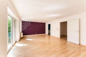 Freie! Eigentumswohnung mit Südbalkon und TG-Stellplatz - Gestaltungspotenzial inklusive! – Die vollständige Adresse der Immobilie erhältst du vom Anbieter., 1279 Laubegast, Dresden – Vorschaubild 4