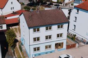 Mehrfamilienhaus mit Potential und Geschichte