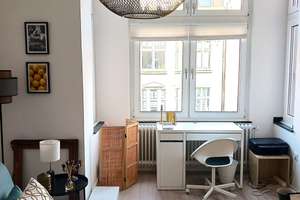 **SONNIGES SINGLE APARTMENT IM SANIERTEN ALTBAU MIT ERKER ** NÄHE FÜRSTENPLATZ ** – Remscheider Str. XX, 40215 Friedrichstadt, Düsseldorf – Vorschaubild 4