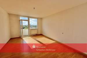 3-Zimmer Wohnung mit 2 Balkonen im Schwabencenter