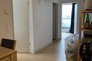 Zum 16.04.2026 an Studenten zu vermieten: moderne 2-Zi.-Wohnung mit Dachterrasse in FH-Nähe – Heikendorfer Weg 94, 24149 Neumühlen-Dietrichsdorf, Kiel – Vorschaubild 2