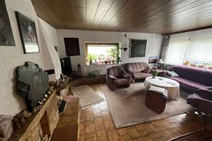Haus  Ludwigsburg | zwei Wohneinheiten | Garten | 3 Garagen & 3 Stellplätze | Spätzle Immobilien – Die vollständige Adresse der Immobilie erhältst du vom Anbieter., 71642 Nord, Ludwigsburg – Vorschaubild 5
