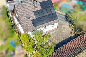 Einziehen und Wohlfühlen! - Saniertes EFH mit großem Garten u. Scheune in Schollbrunn (MSP) z.vk. – Die vollständige Adresse der Immobilie erhältst du vom Anbieter., 97852 Schollbrunn – Vorschaubild 2