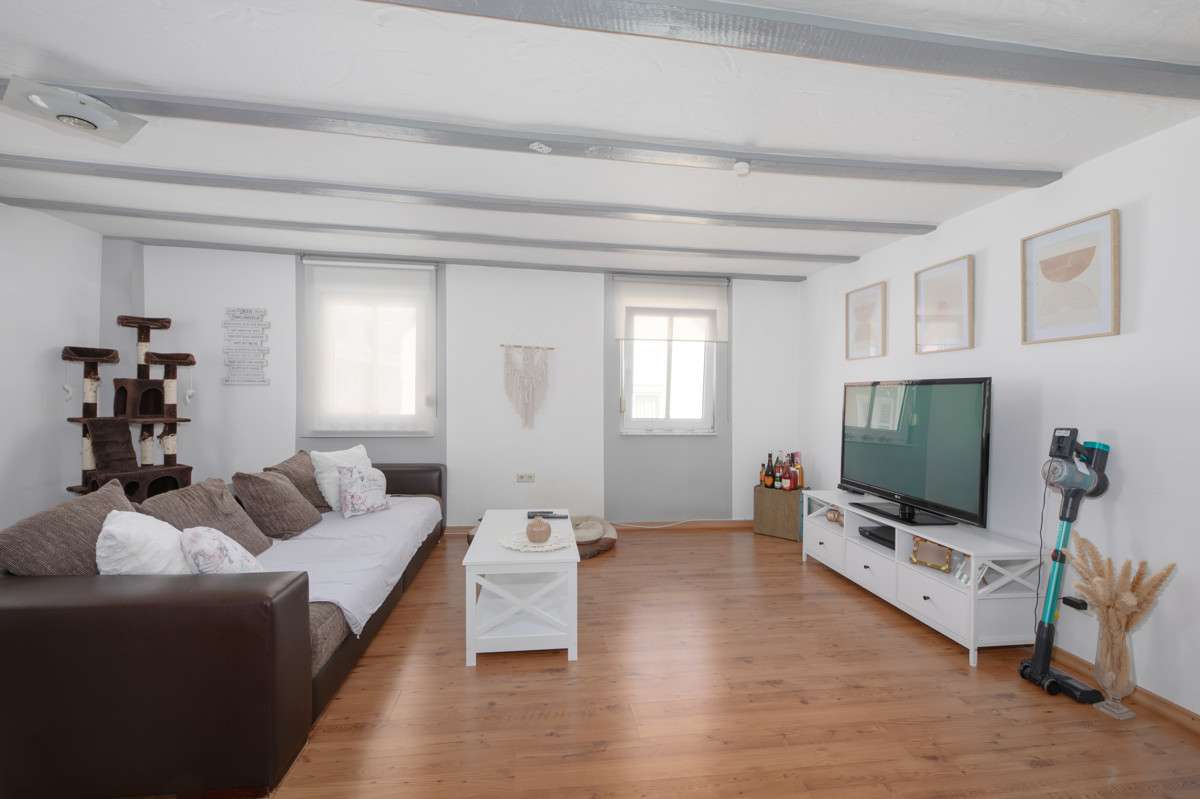 Immobilie in Ispringen - Attraktives Immobilienensemble mit Potenzial – Wohnen, Vermieten, Entwickeln! - Bild 0