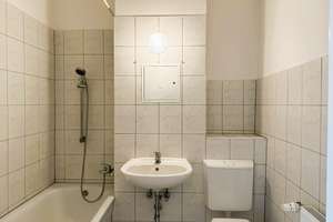 Sofort bezugsfreie 1-Zimmer-Altbauwohnung mit Balkon & Grünblick. Provisionsfrei – Die vollständige Adresse der Immobilie erhältst du vom Anbieter., 12459 Oberschöneweide, Berlin – Vorschaubild 10