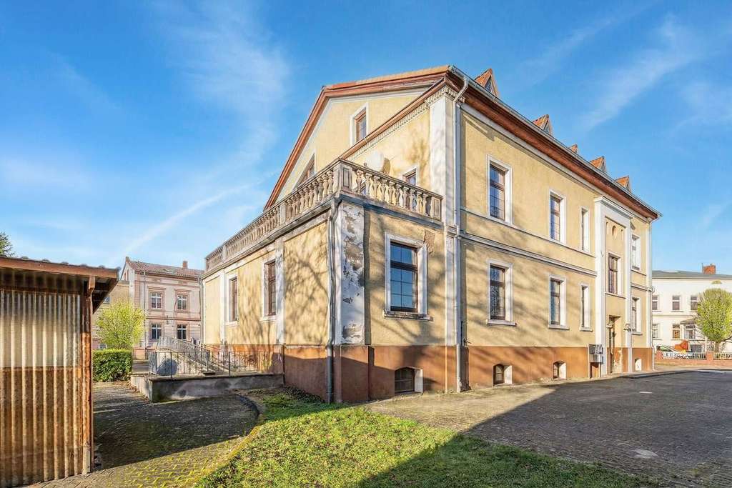 Immobilie in Neustadt (Dosse) - KENSINGTON - Exklusiv - Mehrfamilienhaus mit 4 Wohneinheiten und Gewerbe in bester Lage in Neustadt - Bild 4