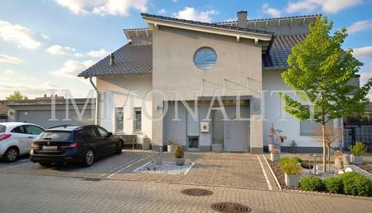 Bild von Premium-Wohndomizil: Von der Diele bis zum Pool – Wohlbefinden pur!