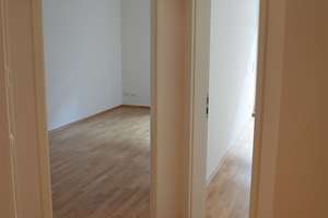 "4-Zimmer-EG-Schmuckstück im Hofgebäude: 2 Bäder, Loggia, Balkon, Stellplatz!" – Humboldtstraße 14, 4105 Zentrum-Nord, Leipzig – Vorschaubild 6