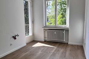 attraktive 3-Zimmer mit Balkon im beliebten Kölner Stadtteil Lindenthal – ideal für WG – Dürener Str. 147, 50935 Lindenthal (Ortsteil), Köln – Vorschaubild 2