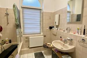 Geräumige zwei Zimmer  in ruhiger Grünlage - Wohnküche, Bad u. Gä.-WC – Chamissostraße 4, 30165 Hainholz, Hannover – Vorschaubild 9