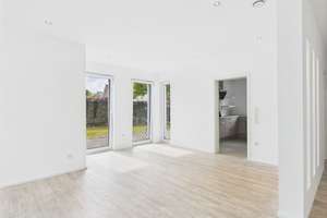 Außergewöhnliches Haus / Wohnung über 2 Etagen in ruhiger Lage von Metjendorf-/Oldenburg, KFW 70-Mod – Die vollständige Adresse der Immobilie erhältst du vom Anbieter., 26215 Wiefelstede – Vorschaubild 24