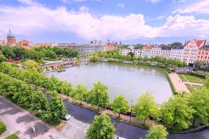 LAKEFRONT PENTHOUSE - PLATZLAGE AM ENGELBECKEN - 3 TERRASSEN - 7. OG / LIFT - GARTEN - TIEFGARAGE – Die vollständige Adresse der Immobilie erhältst du vom Anbieter., 10999 Kreuzberg, Berlin – Vorschaubild 2