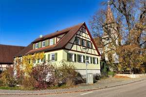 Wunderschönes Einfamilienhaus in idyllischer Lage zur Miete. – Die vollständige Adresse der Immobilie erhältst du vom Anbieter., 91555 Feuchtwangen – Vorschaubild 1