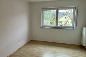 Schöne und geräumige Doppelhaushälfte im Regensburger Süden! – 93053 Oberisling-Graß, Regensburg – Vorschaubild 13