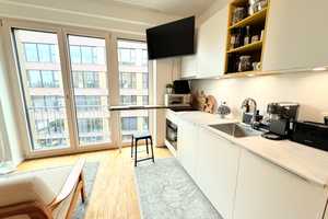 Wasserblick - 1 Zimmer Wohnung mit Einbauküche, Parkettboden & Einbauschrank – Am Rundtörn 28, 26135 Oldenburg (Oldenburg) – Vorschaubild 2