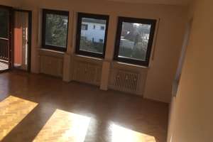 Wohnen im Grünen, helle 4,5-Zimmer-Wohnung in Nürnberg,Südbalkon mit Blick ins Grüne – Die vollständige Adresse der Immobilie erhältst du vom Anbieter., 90453 Katzwang, Reichelsdorf Ost, Reichelsdorfer Keller, Nürnberg – Vorschaubild 6