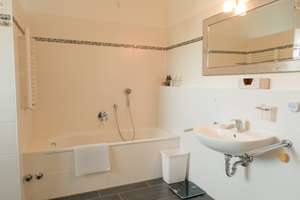 My home is my castle - Luxuriöse 4-Zimmer-Penthouse-Wohnung in Wiesbaden Süd-Ost - ohne Makler! – Die vollständige Adresse der Immobilie erhältst du vom Anbieter., 65189 Südost, Wiesbaden – Vorschaubild 36