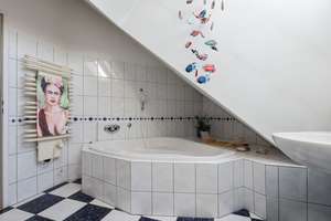 Architektenhaus nebst Einlieger-Apartment in W-Vohwinkel (Aprath) – Die vollständige Adresse der Immobilie erhältst du vom Anbieter., 42327 Vohwinkel, Wuppertal – Vorschaubild 40