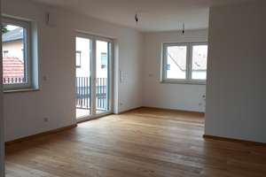Charmanter Neubau - im Herzen von Dingolfing - Südgarten – Die vollständige Adresse der Immobilie erhältst du vom Anbieter., 84130 Dingolfing – Vorschaubild 3