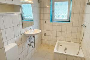 Bungalow mit viel Gestaltungsmöglichkeiten auf großem Erbpacht Grundstück – Die vollständige Adresse der Immobilie erhältst du vom Anbieter., 50767 Heimersdorf, Köln – Vorschaubild 8