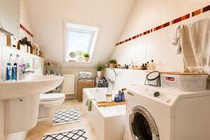 Zentrumsnah und ruhig 
3-Zimmer-Wohnung mit Loggia & Ausbaumöglichkeit – Die vollständige Adresse der Immobilie erhältst du vom Anbieter., 90449 Röthenbach West, Nürnberg – Vorschaubild 13