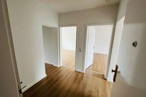 Sanierte 3-Zimmer-Wohnung mit Balkon in Gelsenkirchen-Horst – Industriestrasse 52, 45899 Horst, Gelsenkirchen – Vorschaubild 6