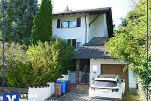 IHR NEUES ZUHAUSE MIT AUSSICHT ÜBERS ROTTAL: GERÄUMIGES EINFAMILIENHAUS INKL. EINLIEGERAPPARTEMENT! – Die vollständige Adresse der Immobilie erhältst du vom Anbieter., 94086 Bad Griesbach im Rottal – Vorschaubild 1