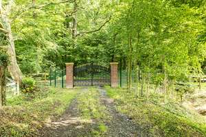 Property thumbnail 30