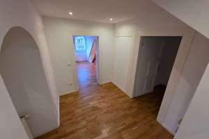Wohnen über den Dächern Nürnbergs – nur 150 m zur Fußgängerzone – Die vollständige Adresse der Immobilie erhältst du vom Anbieter., 90402 Altstadt, Sankt Lorenz, Nürnberg – Vorschaubild 8